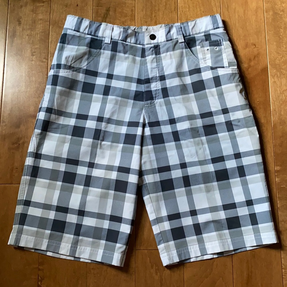 NIKE KIDS BOYS SHORTS SZ L